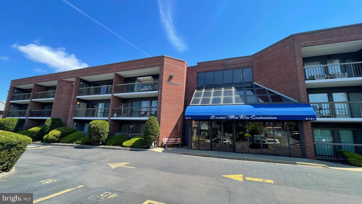 2131 Welsh Rd #102 — photo