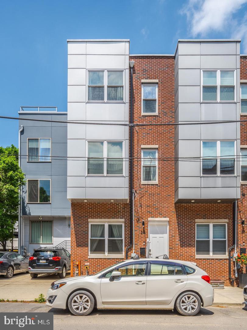 129 W Allen St — photo