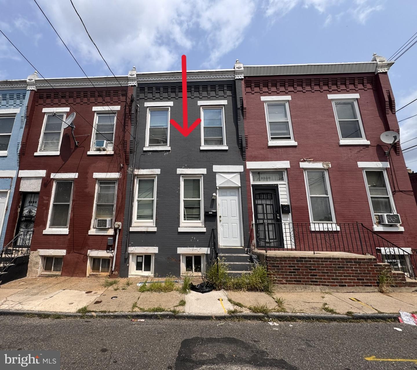 1331 W Silver St — photo