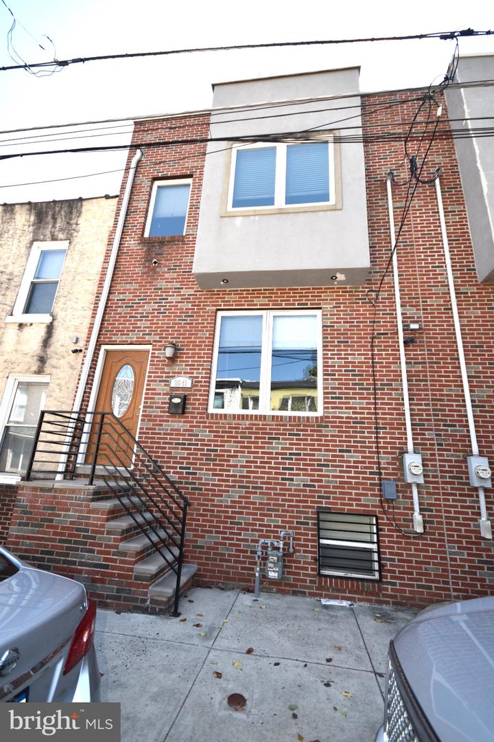 2649 Mercer St — photo
