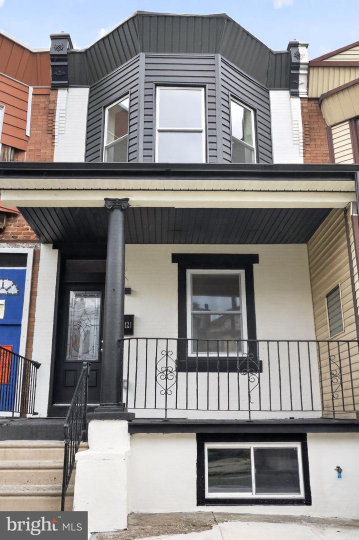 3121 N Taylor St N — photo
