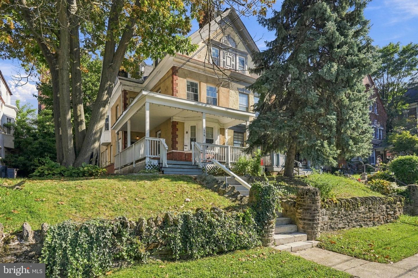 308 W Upsal St — photo