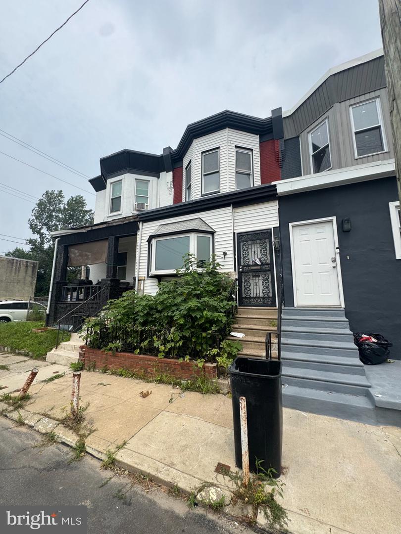 1203 S Peach St — photo
