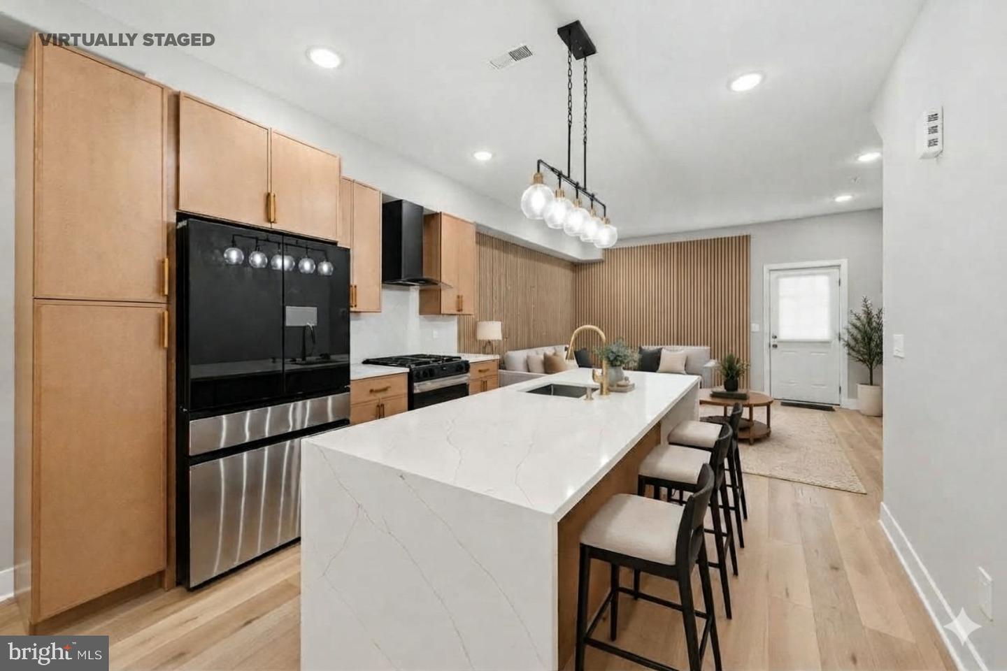 1816 E Moyamensing Ave #a — photo