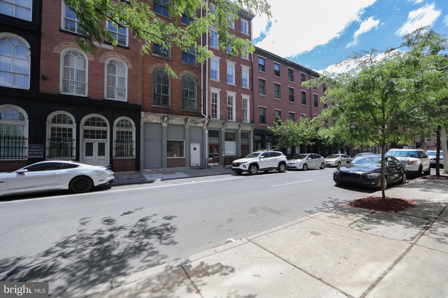 309-00 N 3rd St #C — photo