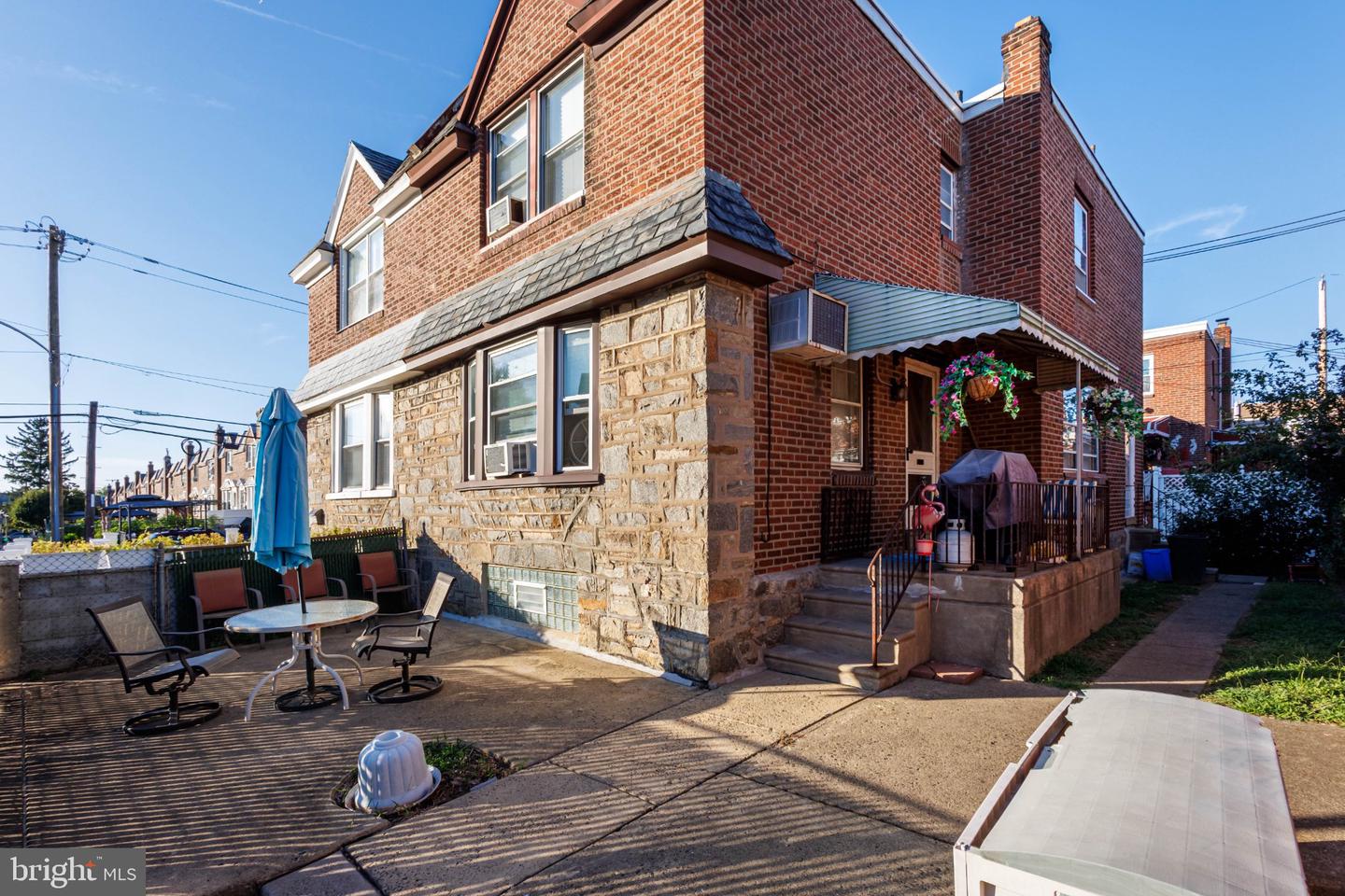 1203 McKinley St — photo