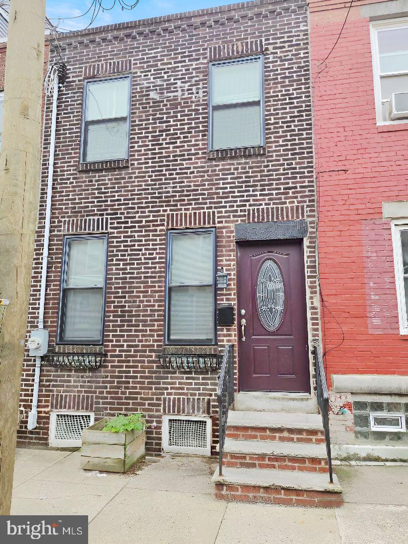 2032 Wilder St — photo
