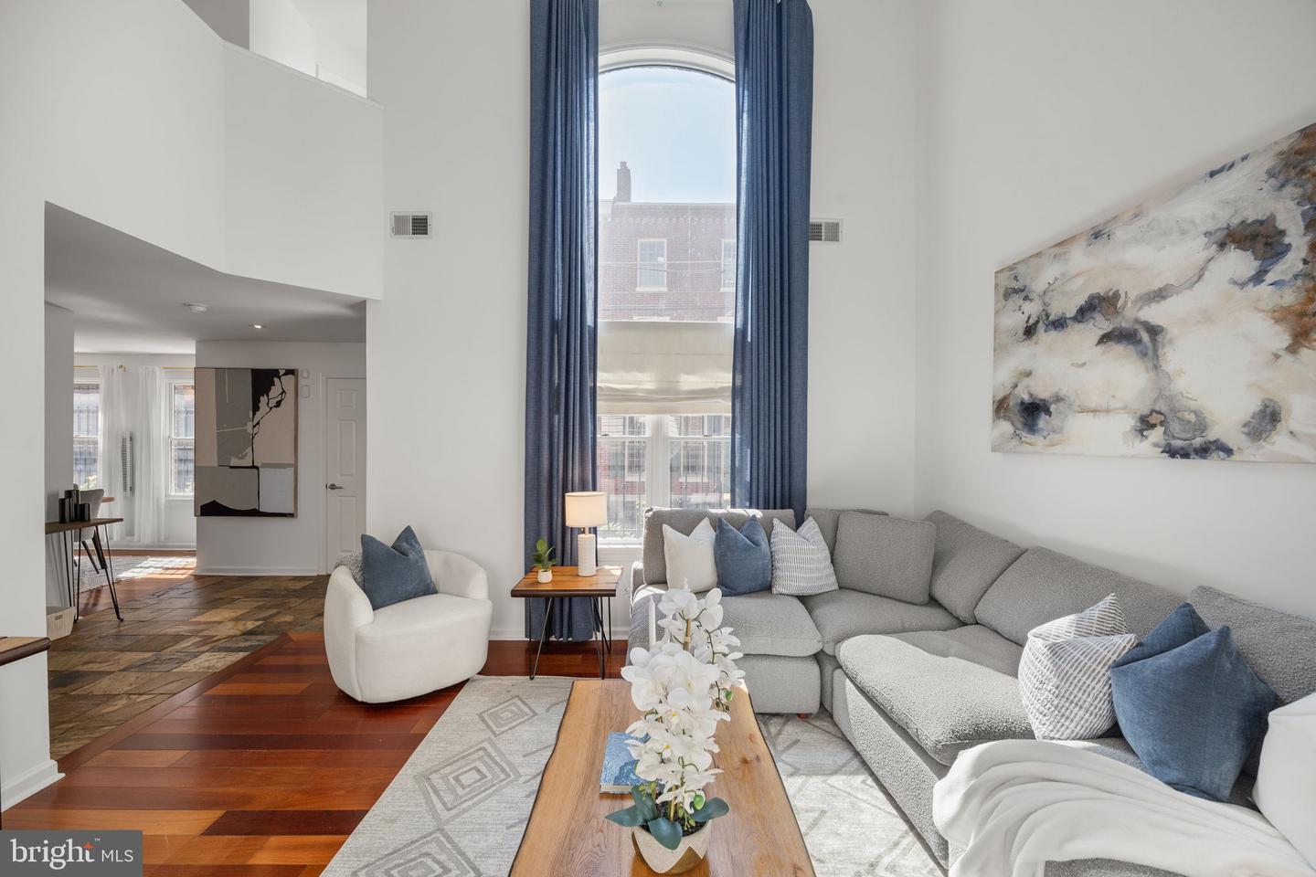 517 Kauffman St — photo