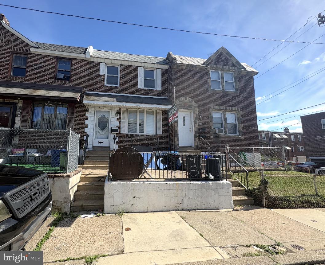 4443 Loring St — photo