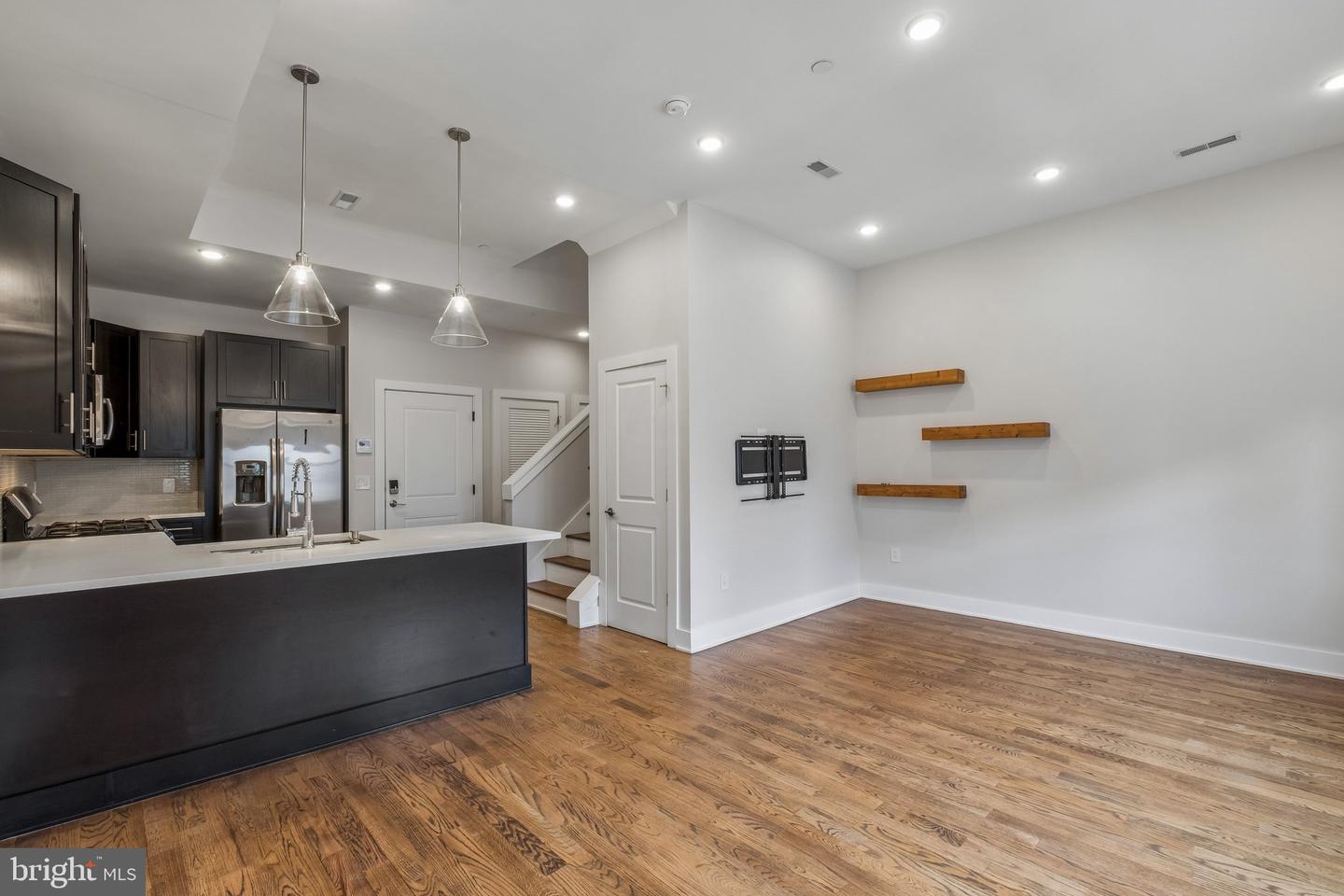 959 Shackamaxon St #3 — photo