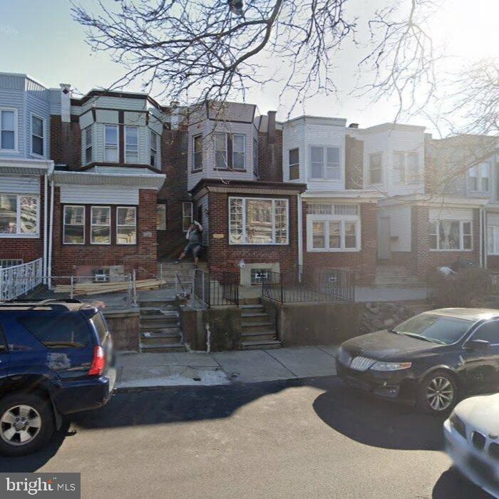 726 W Rockland St — photo