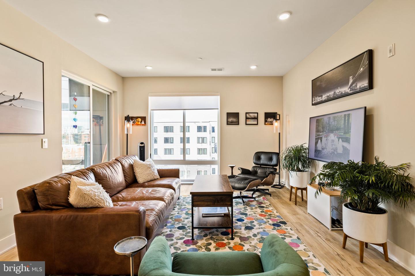 1148 N 2nd St #4B — photo
