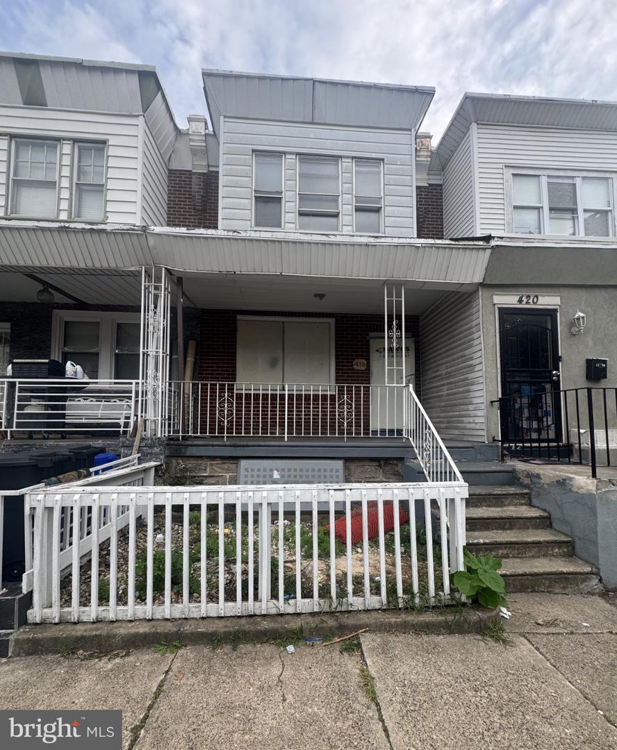 418 W Mentor St — photo