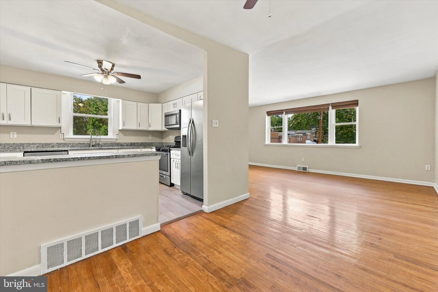 704 Hill Rd — photo