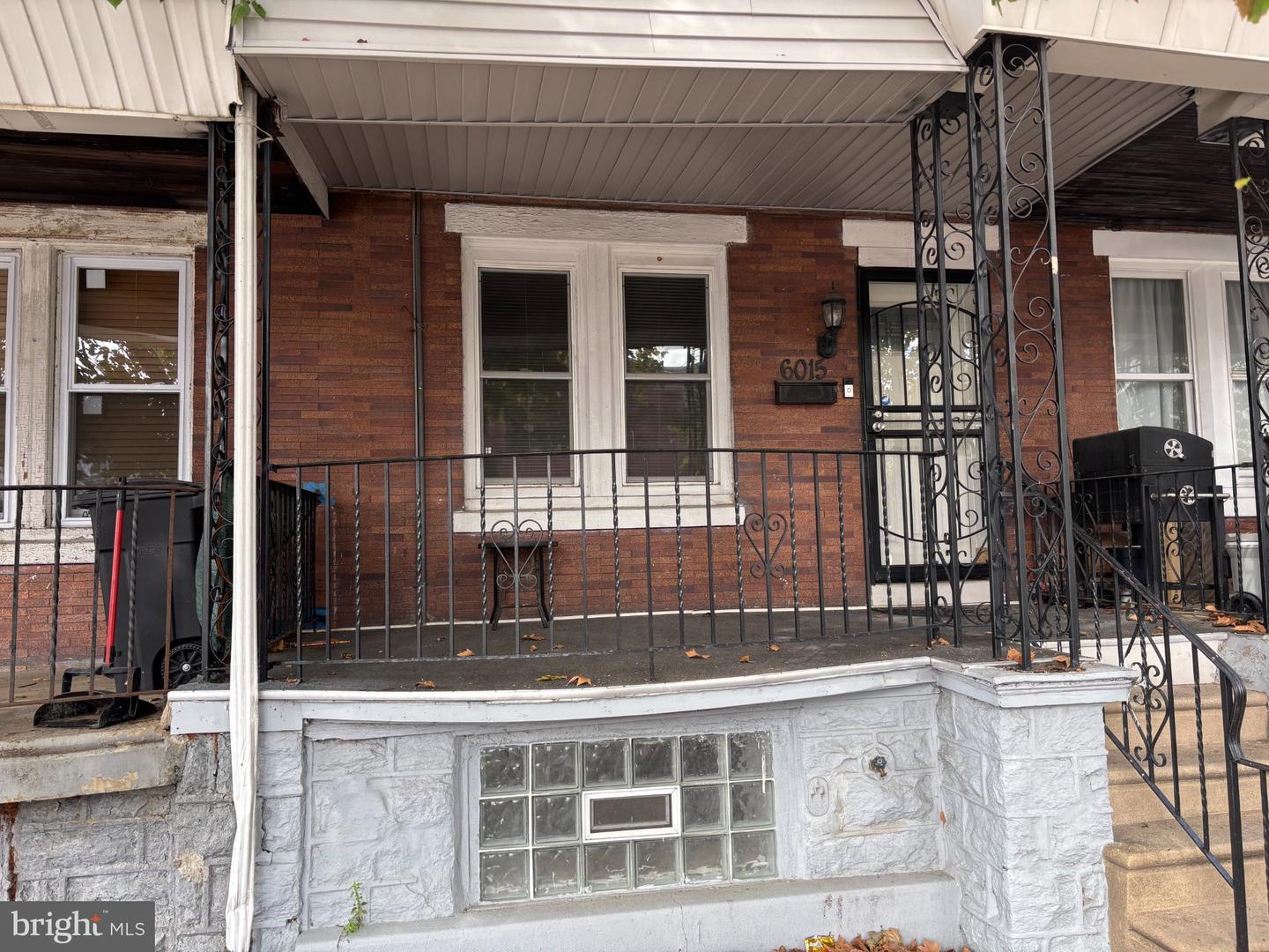 6015 Race St — photo