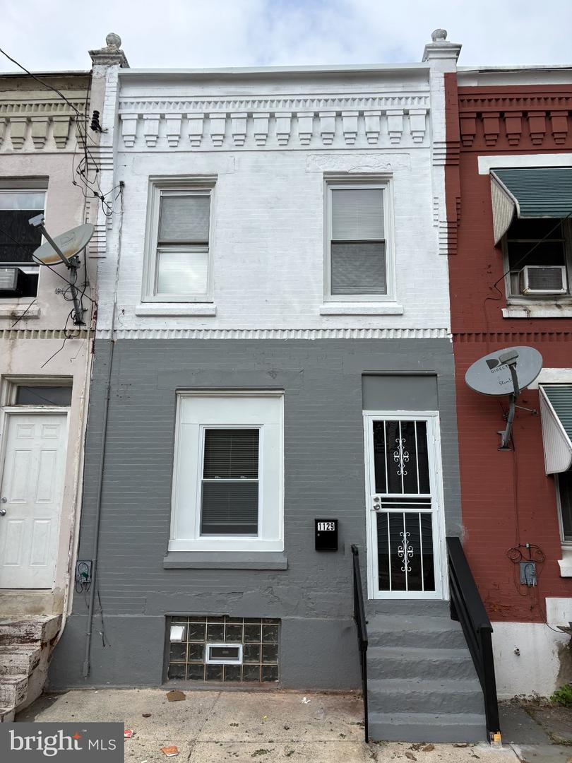 1129 W Oakdale St W — photo