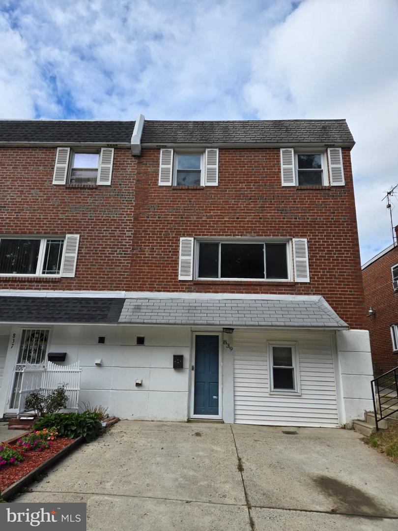 839 W Bells Mill Rd — photo