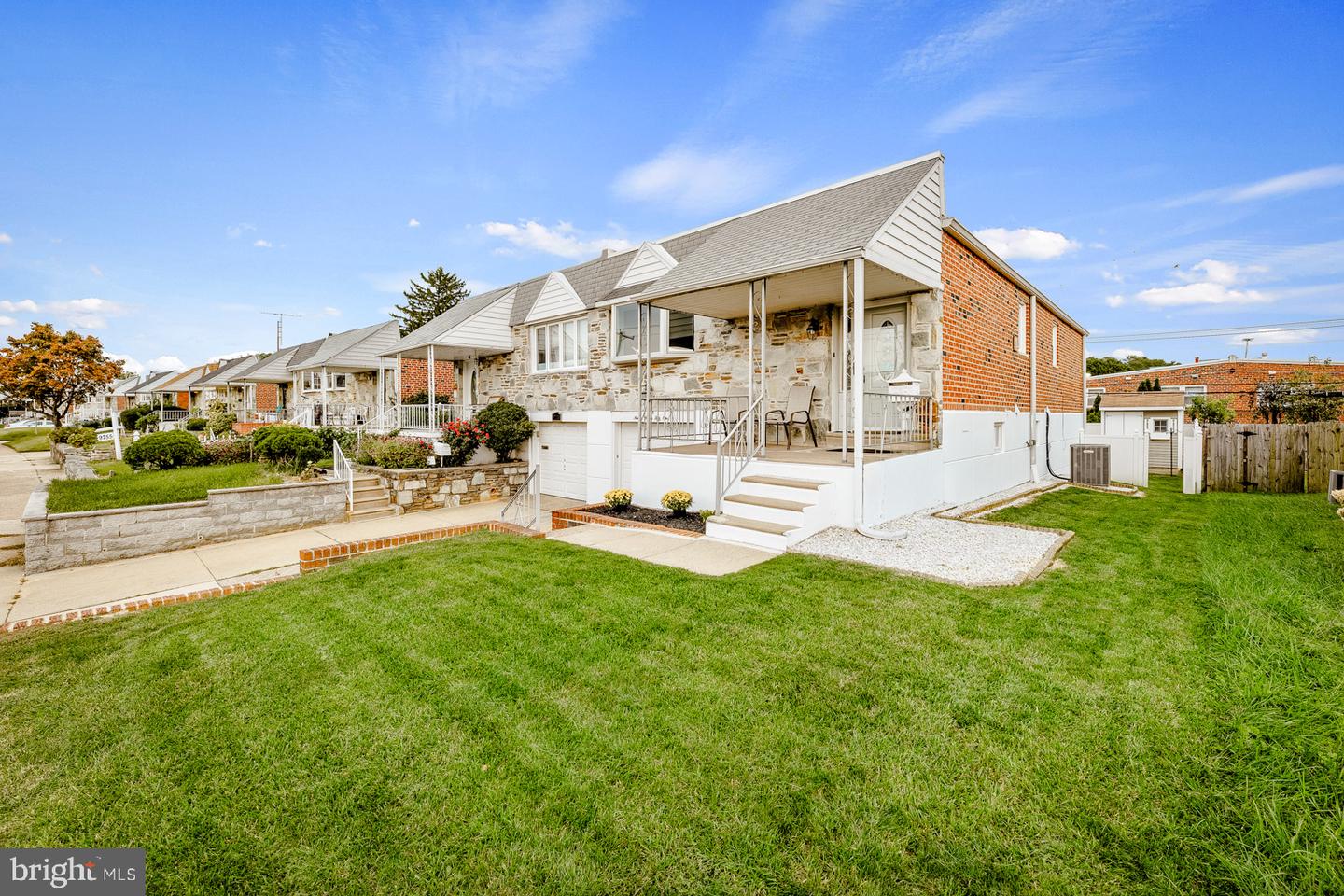 9751 Clark St — photo