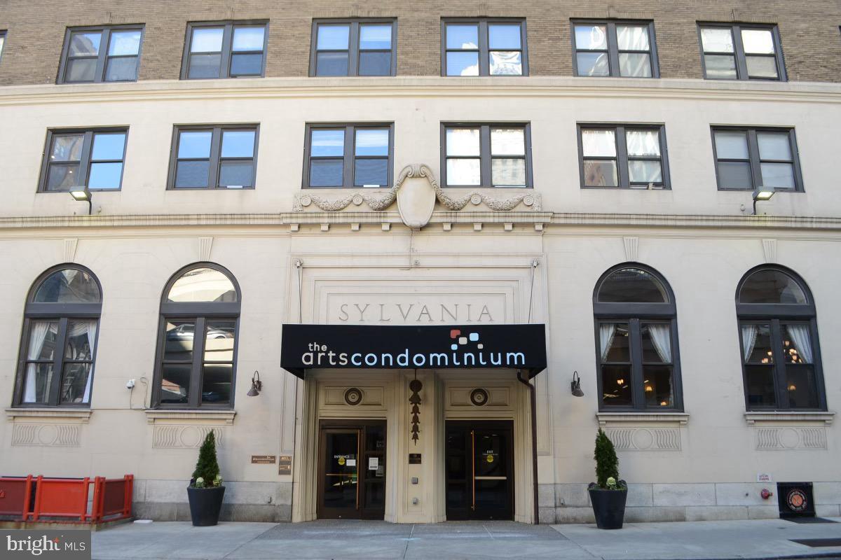1324-00 Locust St #814 — photo