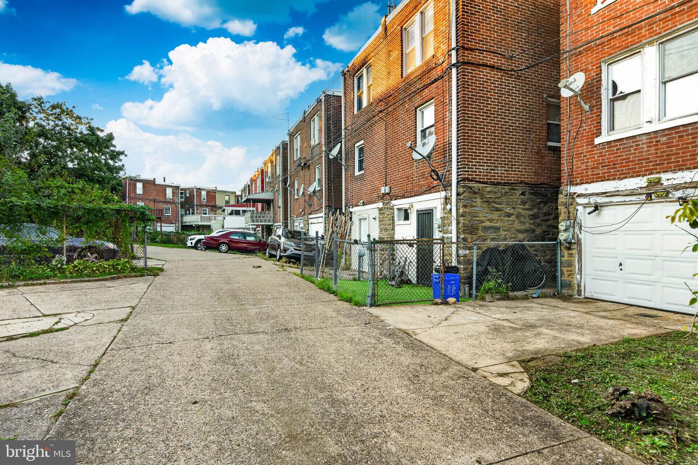 1972 W Cheltenham Ave — photo