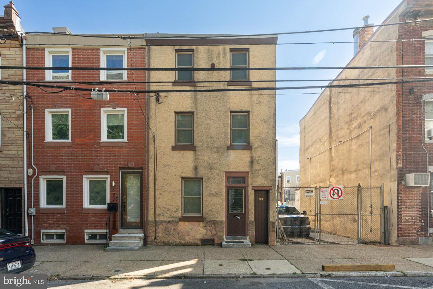 124 W Wildey St — photo