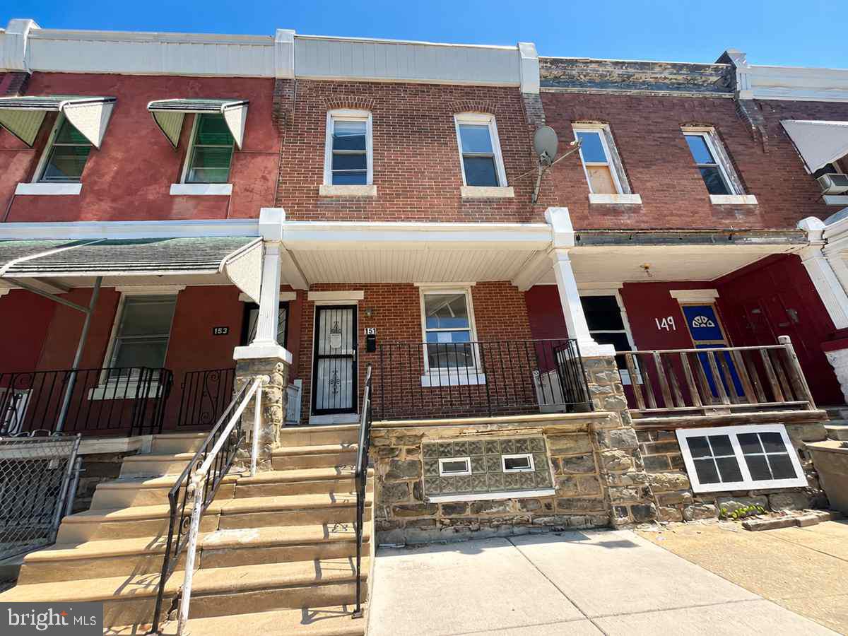 151 N Hobart St — photo