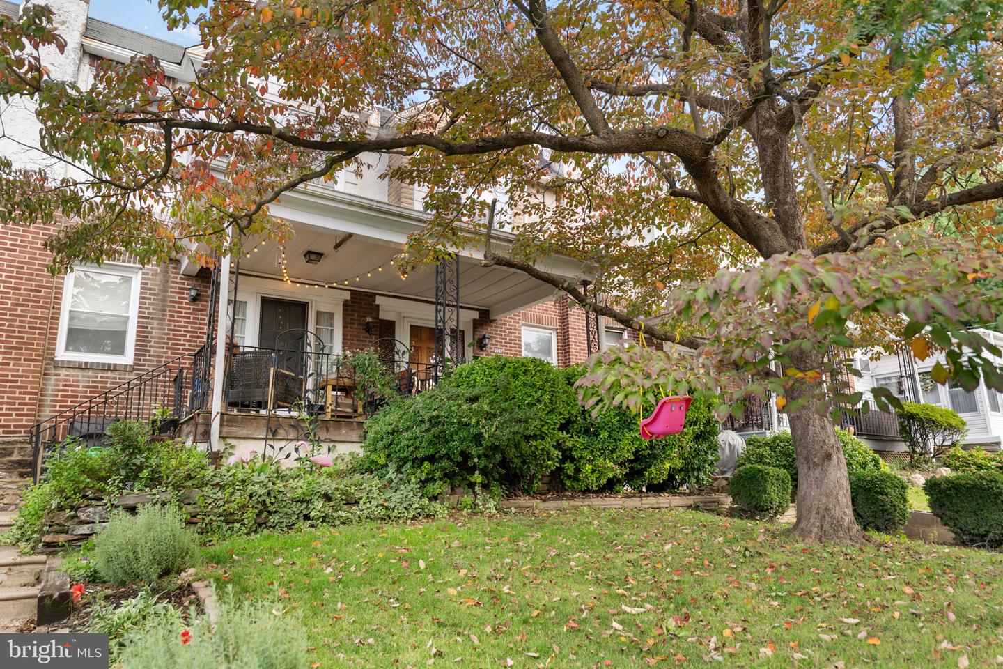 3357 Vaux St — photo