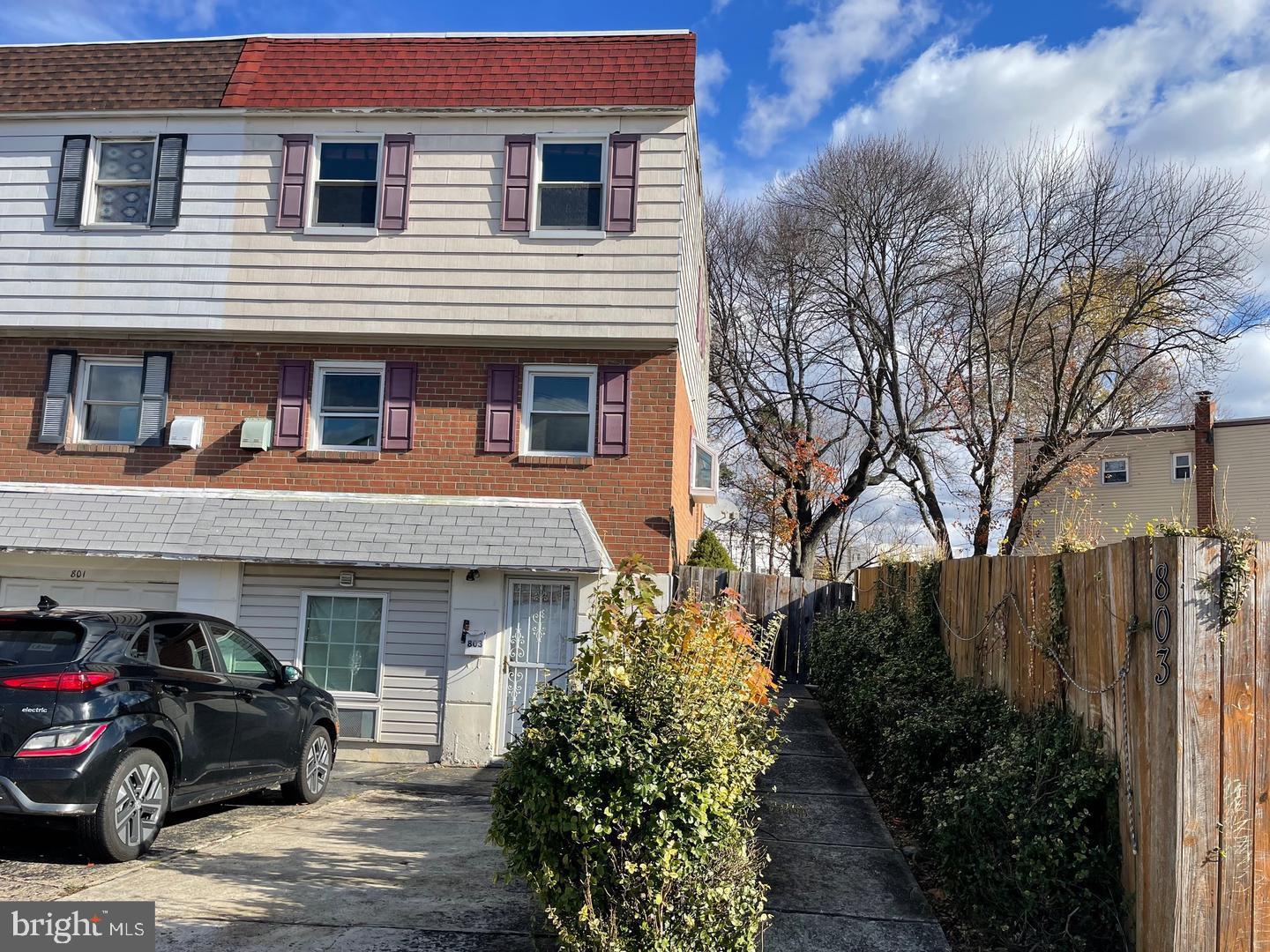 803 Lawler St — photo