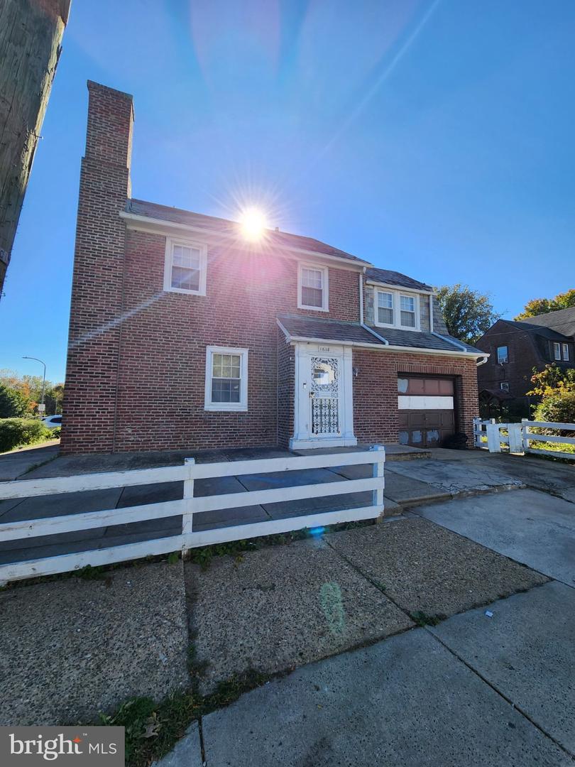 2930 W Cheltenham Ave — photo