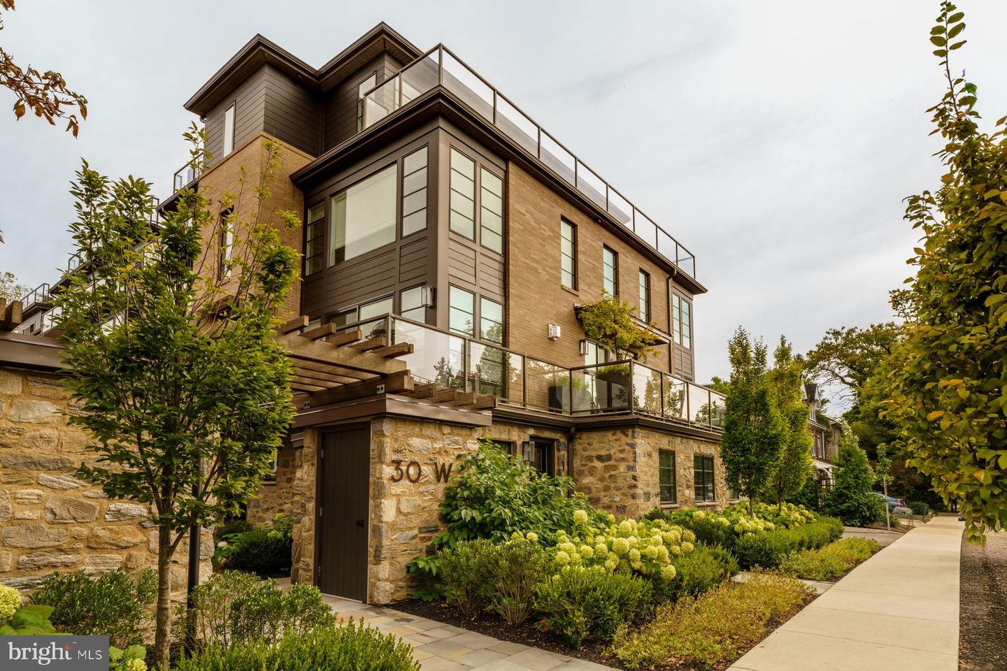 30 W Highland Ave #5 — photo