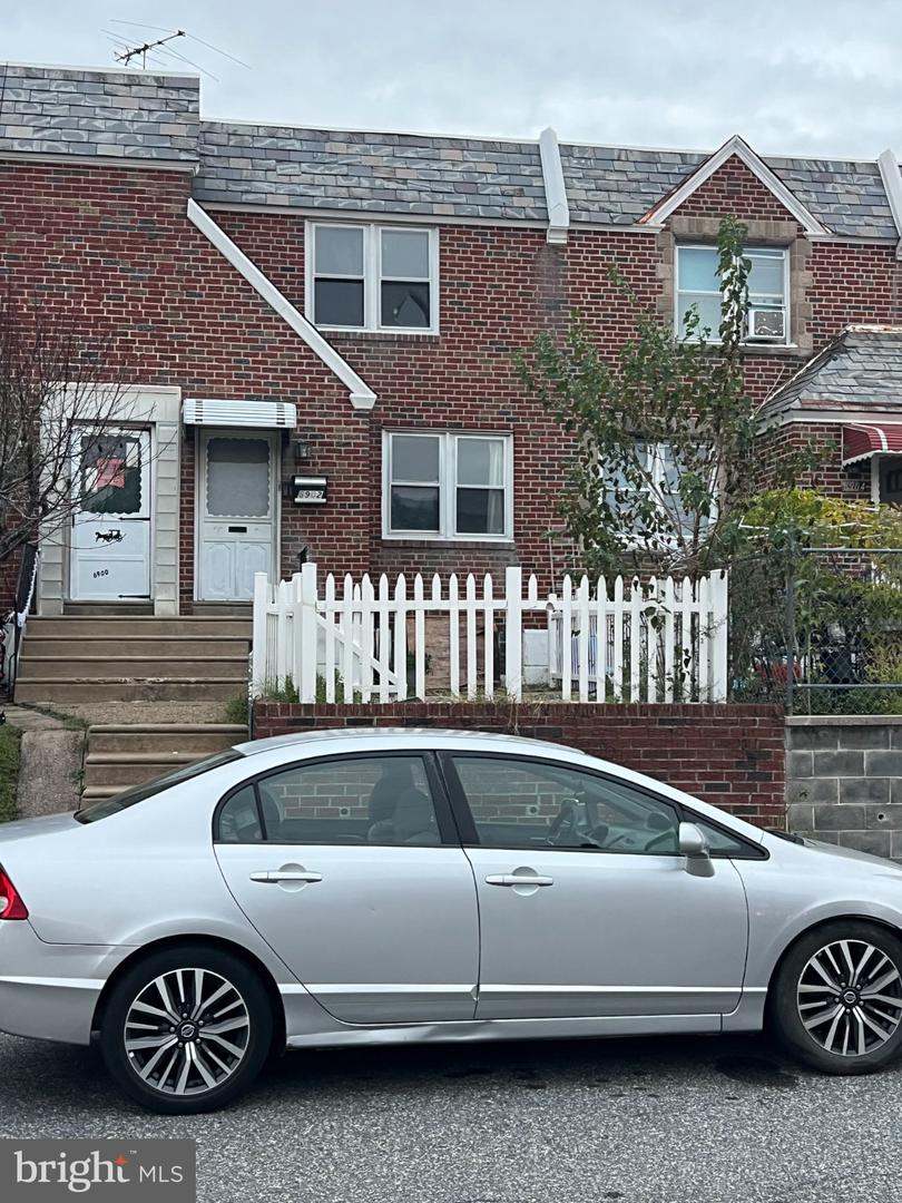 6902 Revere St — photo