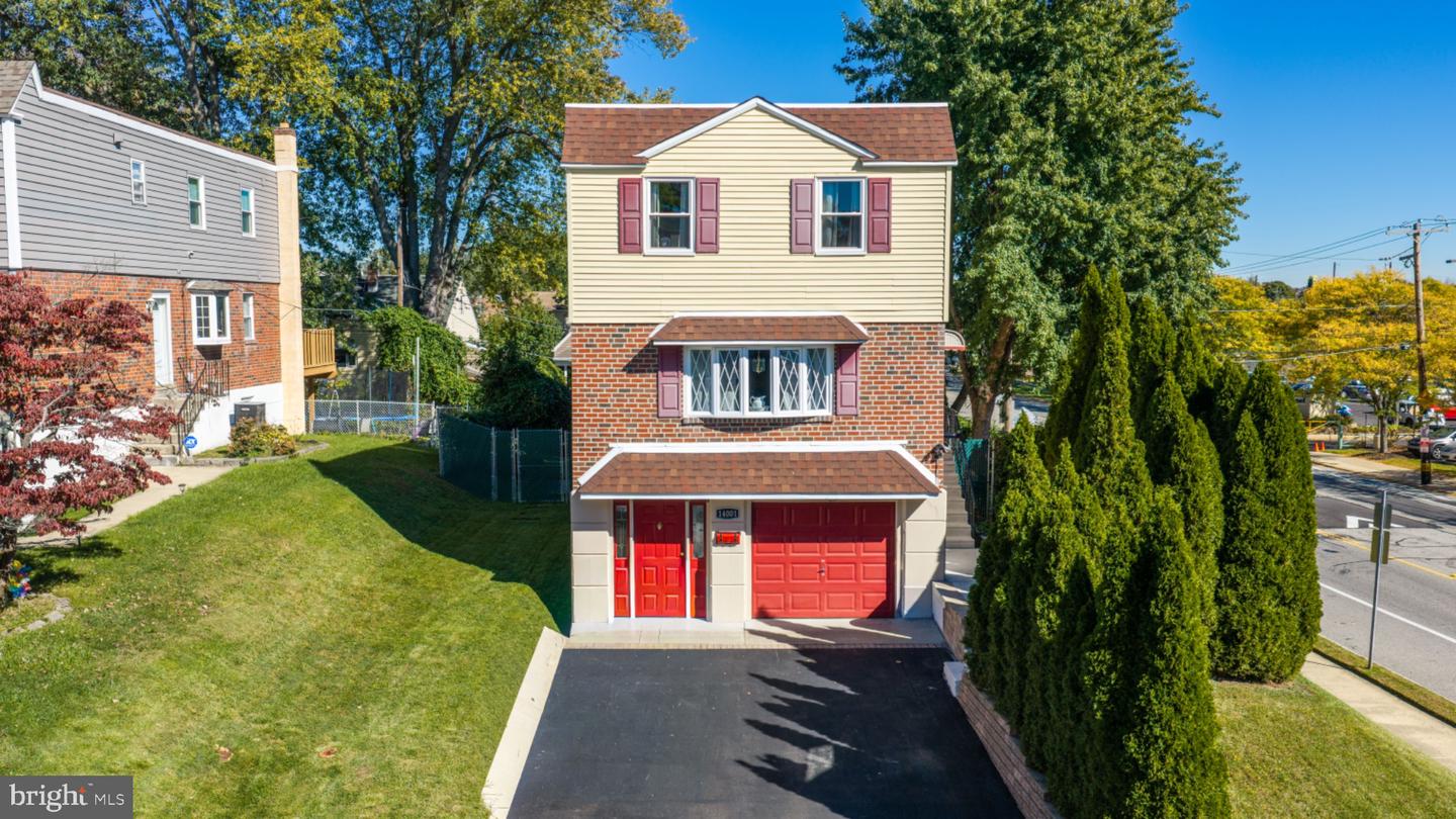 14001 Faraday St — photo