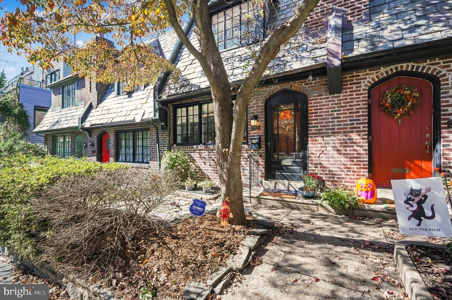 3459 W Penn St — photo