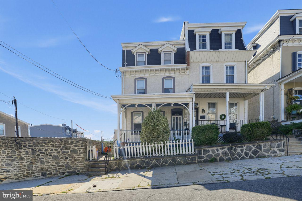 4118 Manayunk Ave — photo
