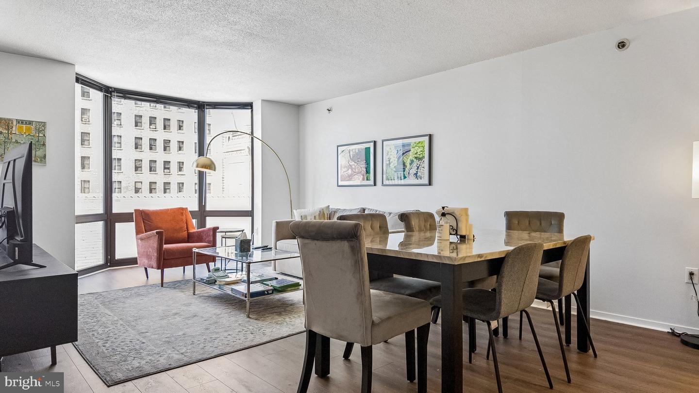 2018-32 Walnut St #9K — photo