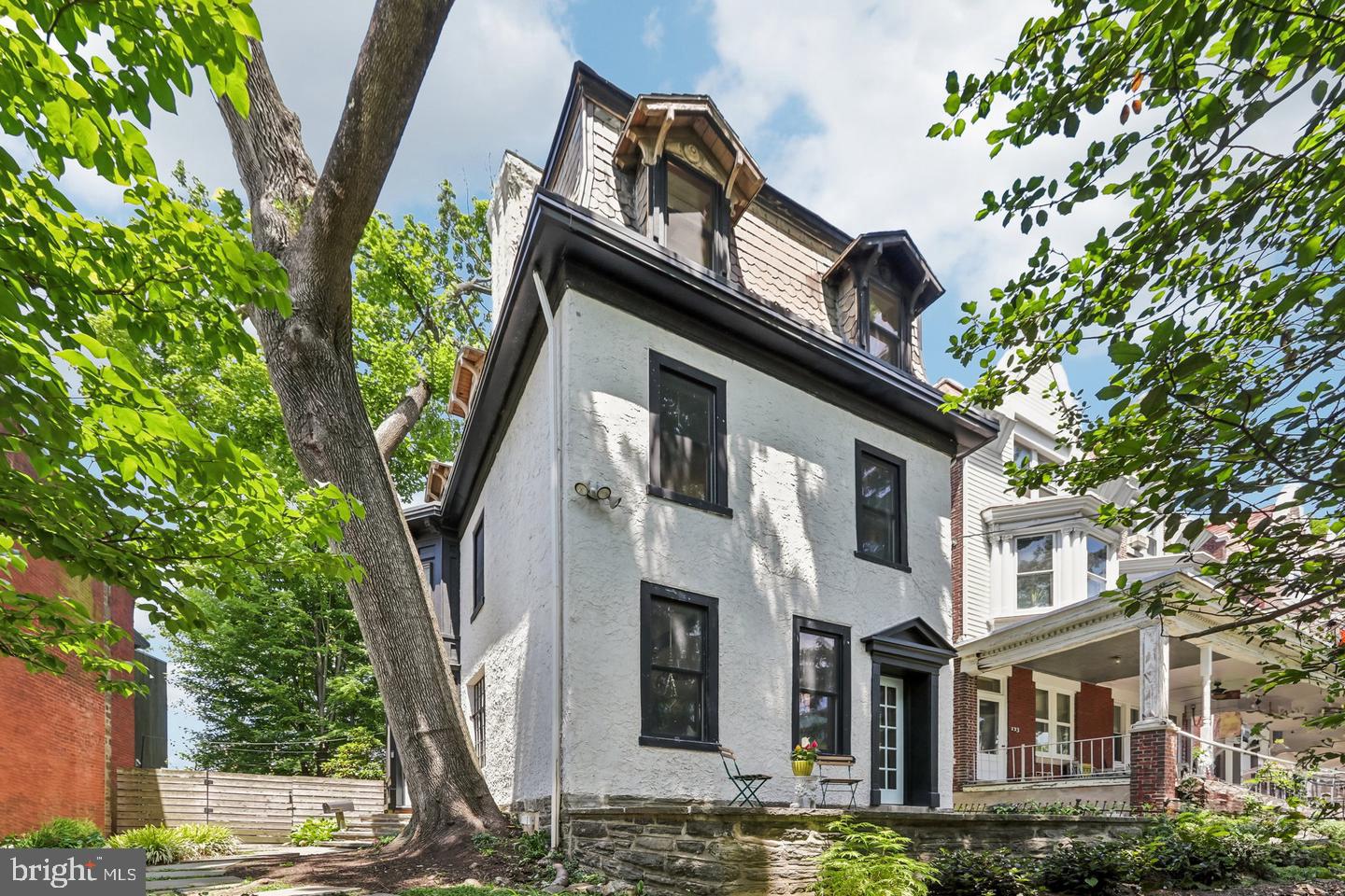 135 W Mount Pleasant Ave — photo