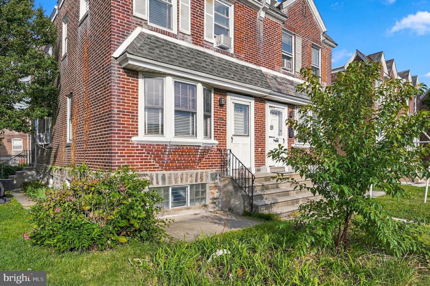 1137 Magee Ave — photo