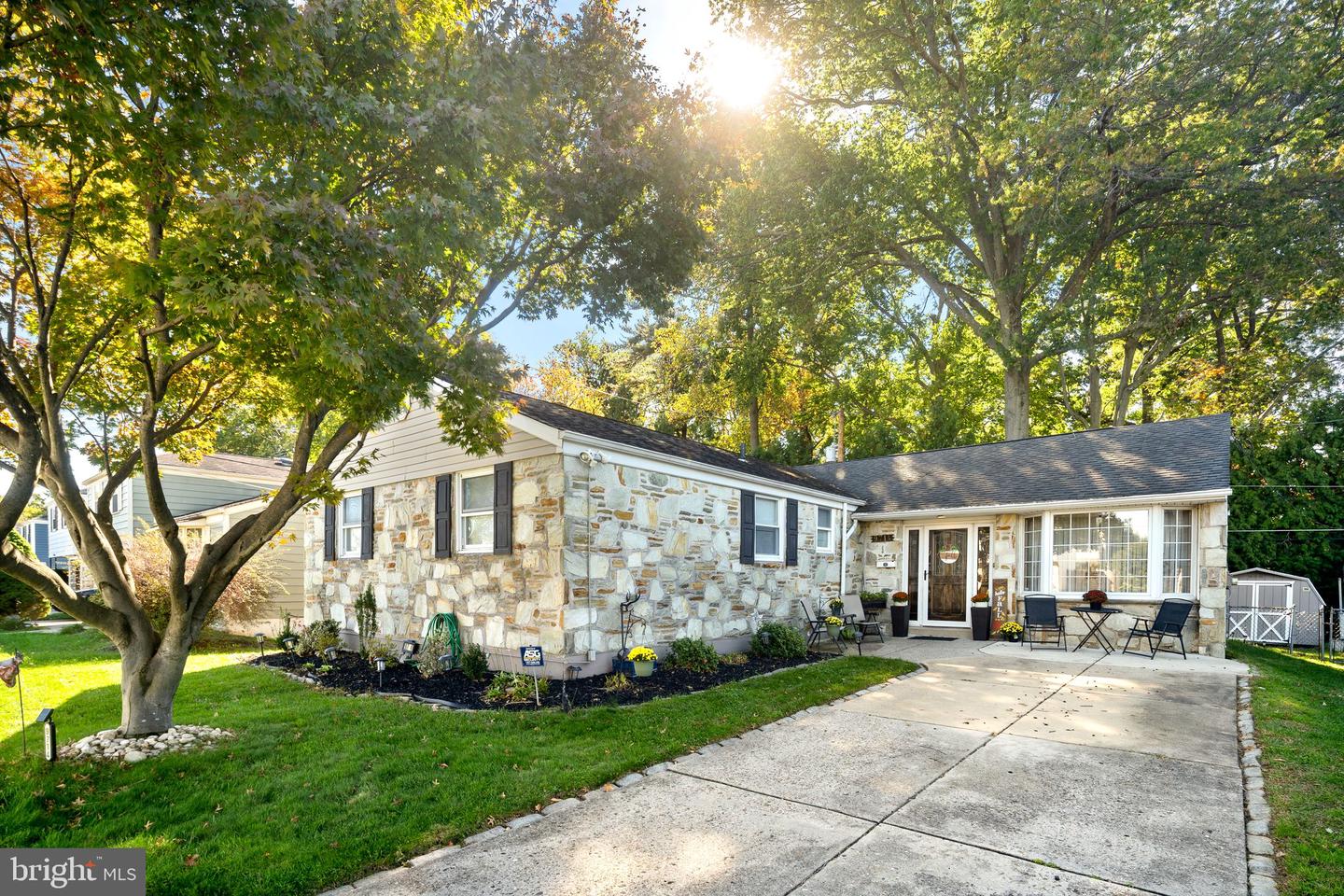 9714 Glenhope Rd — photo