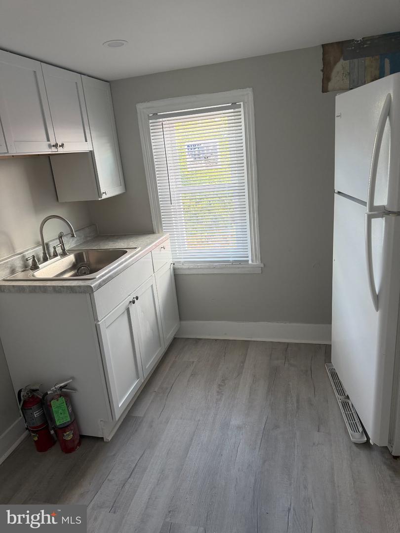 2020 E Madison St #5 — photo