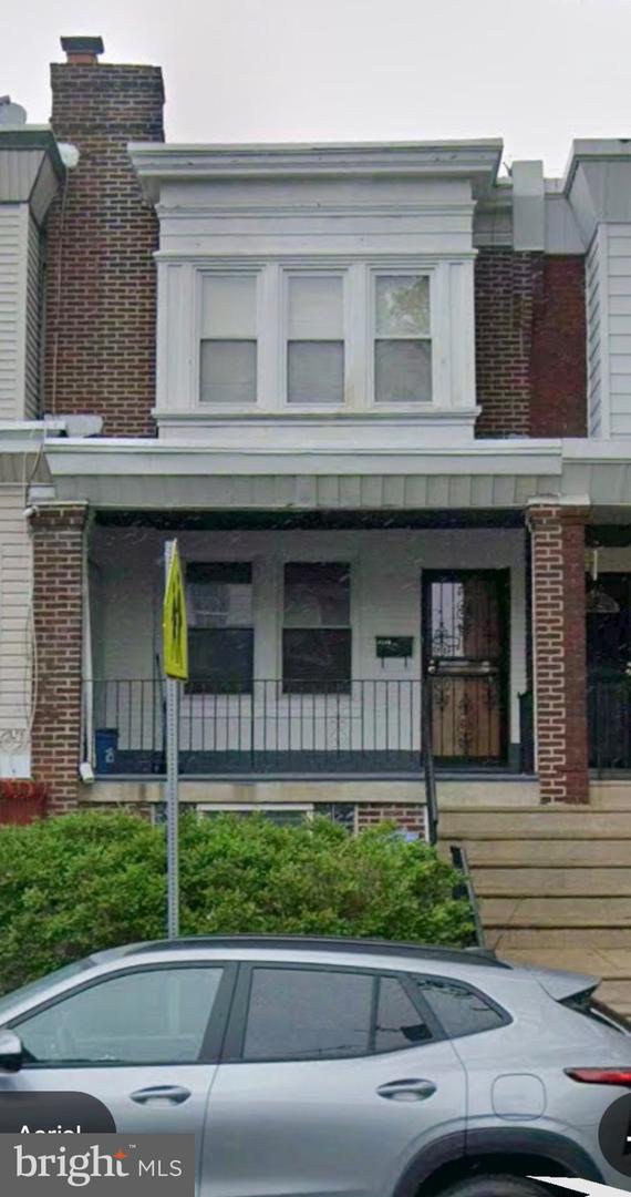1107 E Sanger St — photo