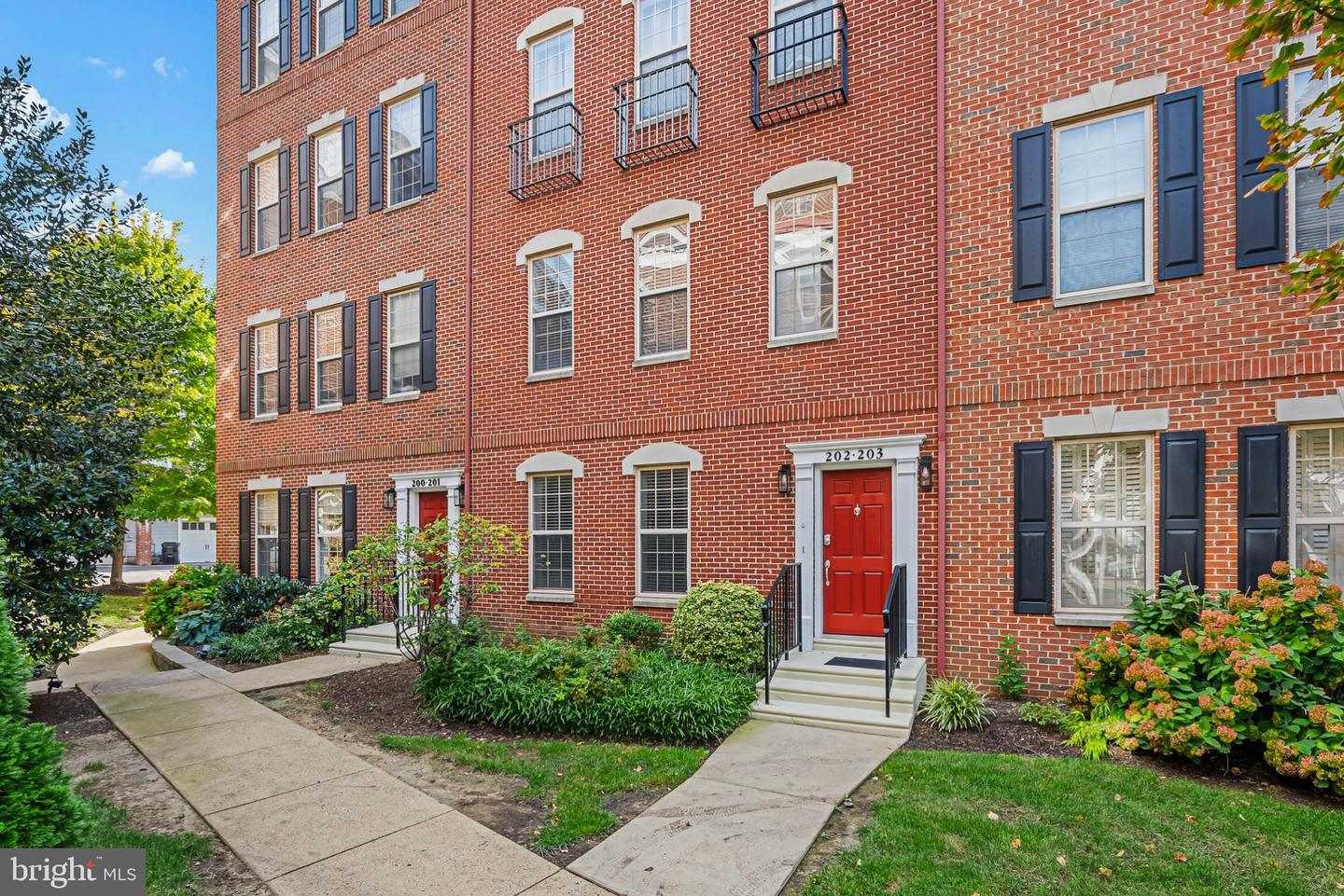 202 Captains Way — photo