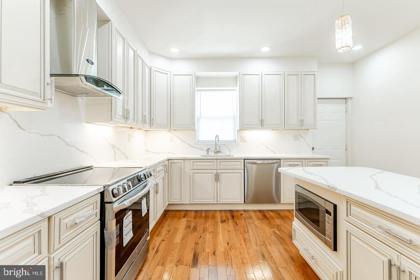 6357 Old York Road, Philadelphia, PA 19141 — photo 2