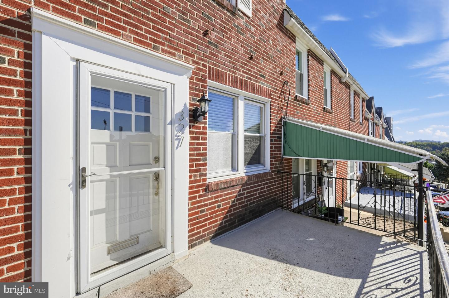 327 Righter Street, Philadelphia, PA 19128 — photo 2