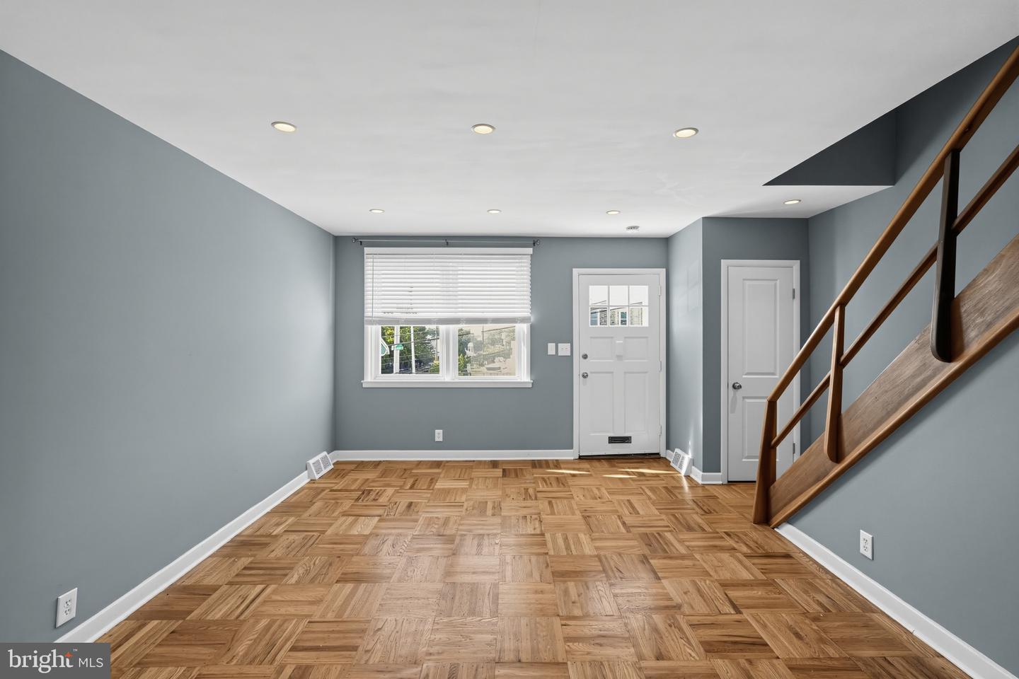 327 Righter Street, Philadelphia, PA 19128 — photo 3