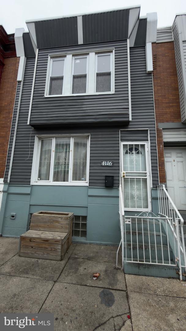 4116 N Darien St — photo