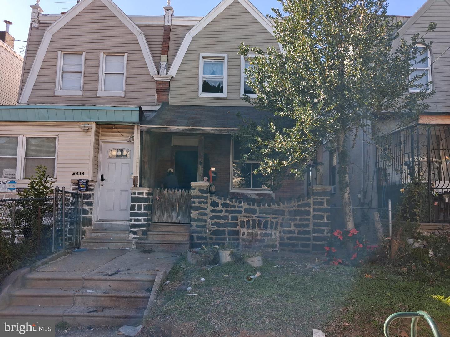 4838 a St — photo