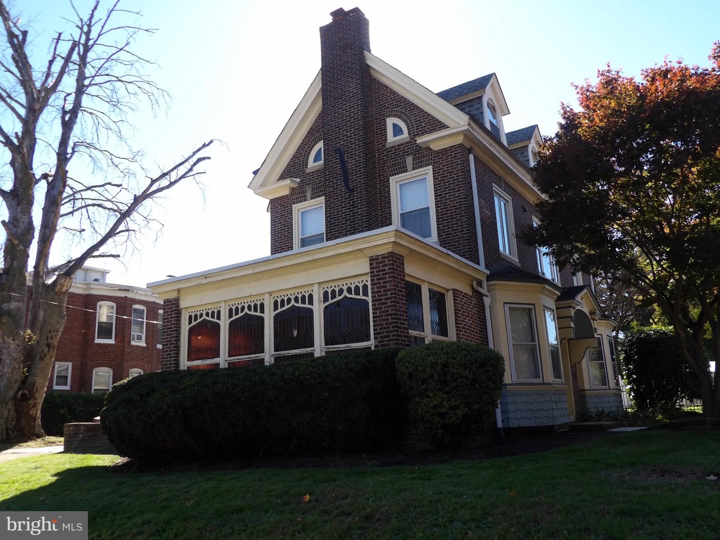 4512-16 Tyson Ave — photo