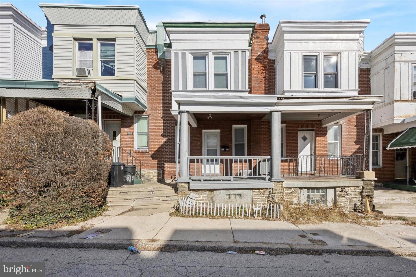 6127 McMahon St — photo