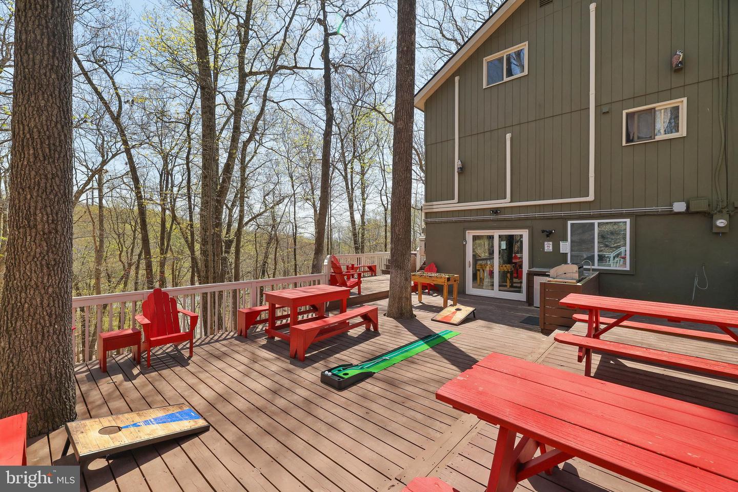 163 Cambridge Ct — photo