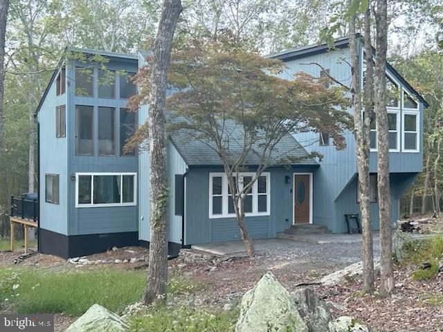 142 Saunders Dr — photo